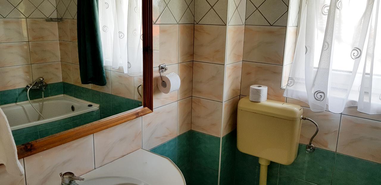 Hotel Paar Sziesztaジュール エクステリア 写真