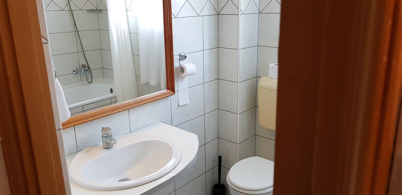 Hotel Paar Sziesztaジュール エクステリア 写真